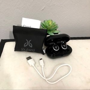 Jaybird RUN wireless Bluetooth earbuds